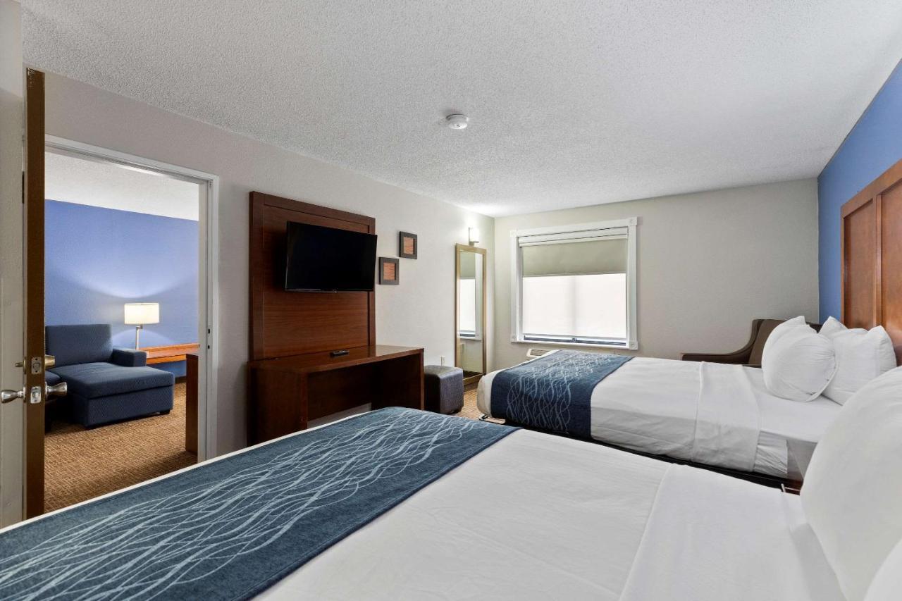 Comfort Inn & Suites St Louis-헤이즐우드 외부 사진